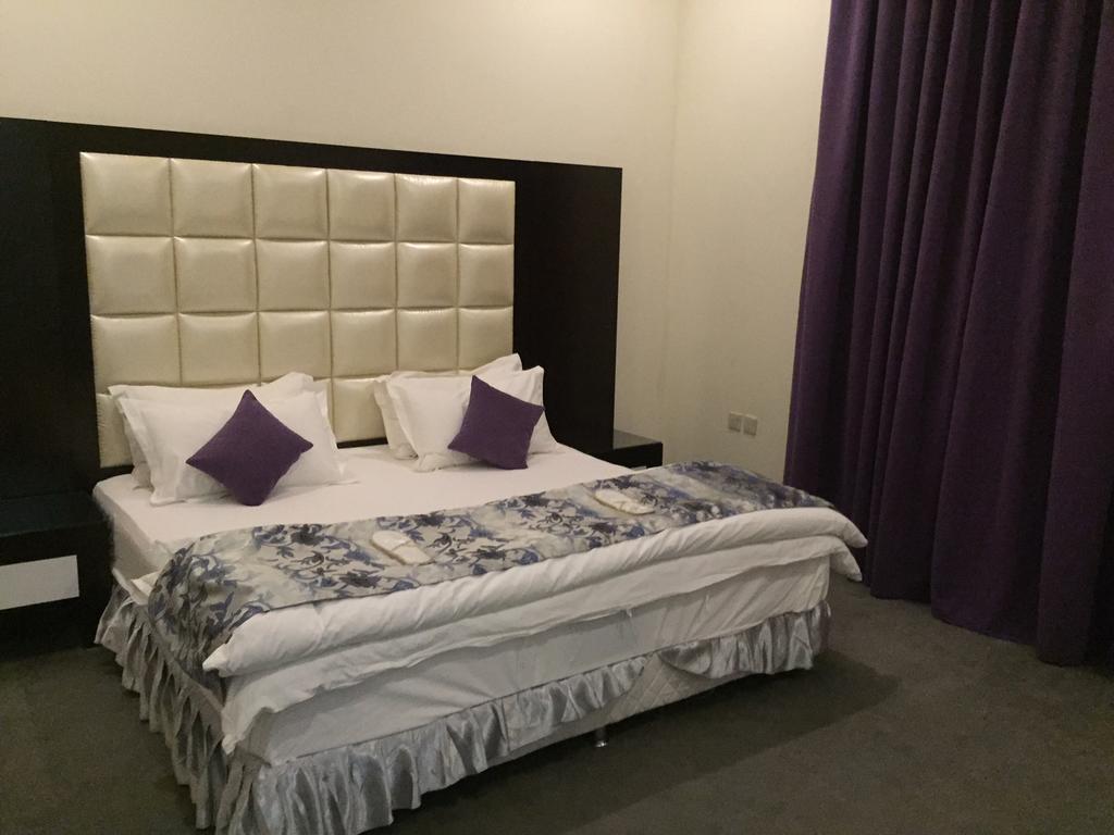 Terhal Hotel Suites 하일 외부 사진