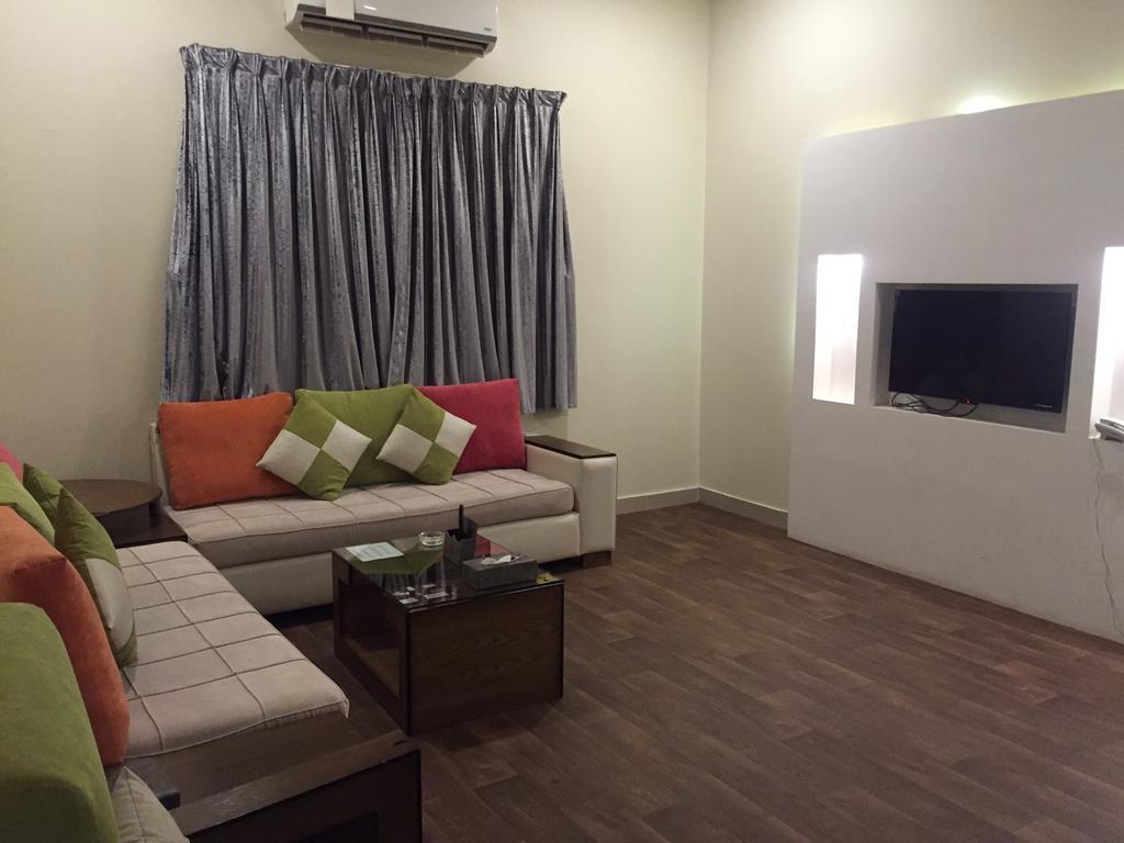 Terhal Hotel Suites 하일 외부 사진